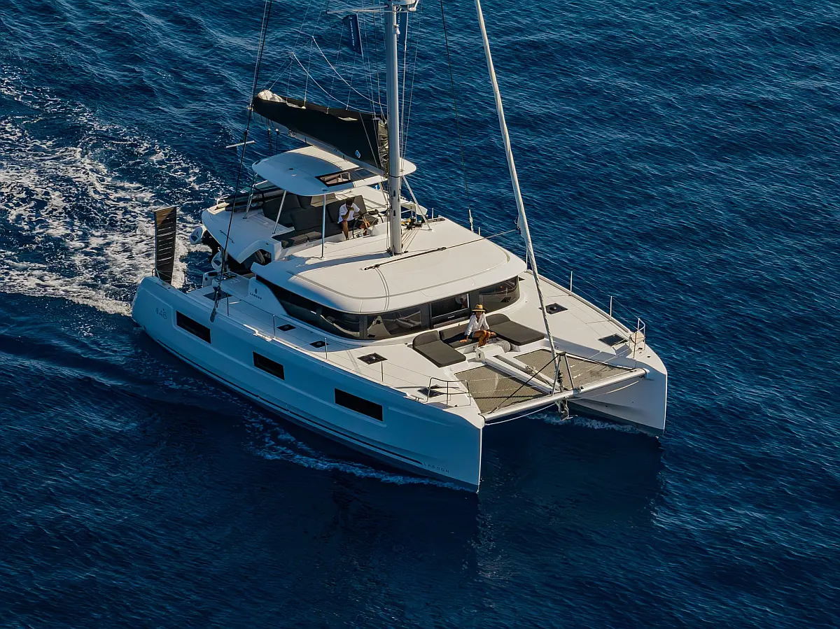 Lagoon 46 (Owner's version)